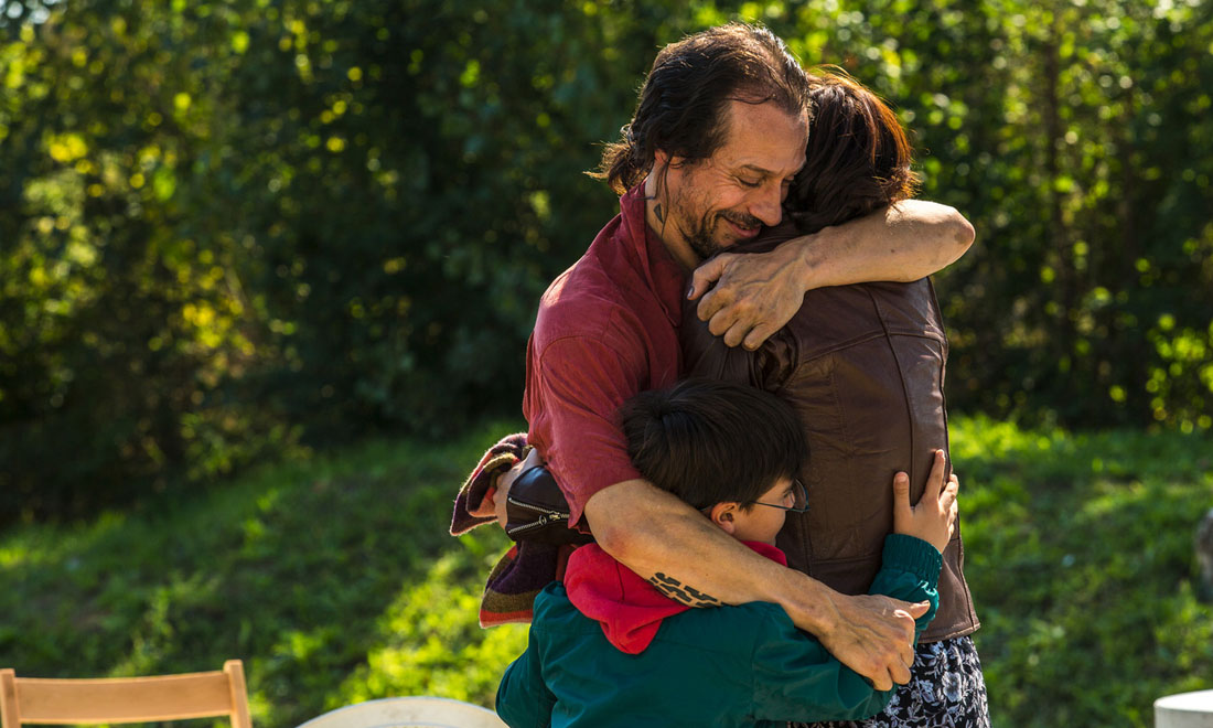 Veloce come il vento, Stefano Accorsi pilota decadente: 5 cose da sapere Veloce come il vento, Stefano Accorsi pilota decadente: 5 cose da sapere