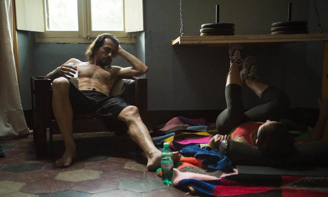 Veloce come il vento, Stefano Accorsi pilota decadente: 5 cose da sapere Veloce come il vento, Stefano Accorsi pilota decadente: 5 cose da sapere