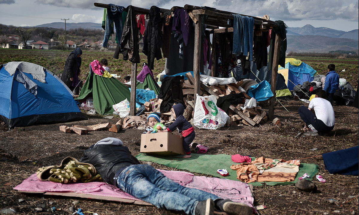Terroristi tra i migranti: Frontex rilancia l’allarme