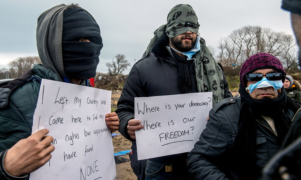 Terroristi tra i migranti: Frontex rilancia l’allarme
