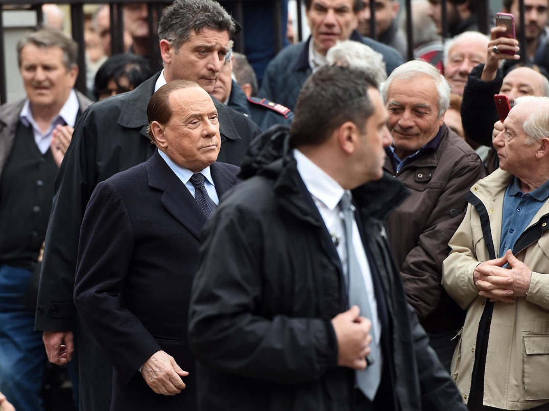 Funerali Cesare Maldini: le foto del saluto del Milan e di tutto il calcio
