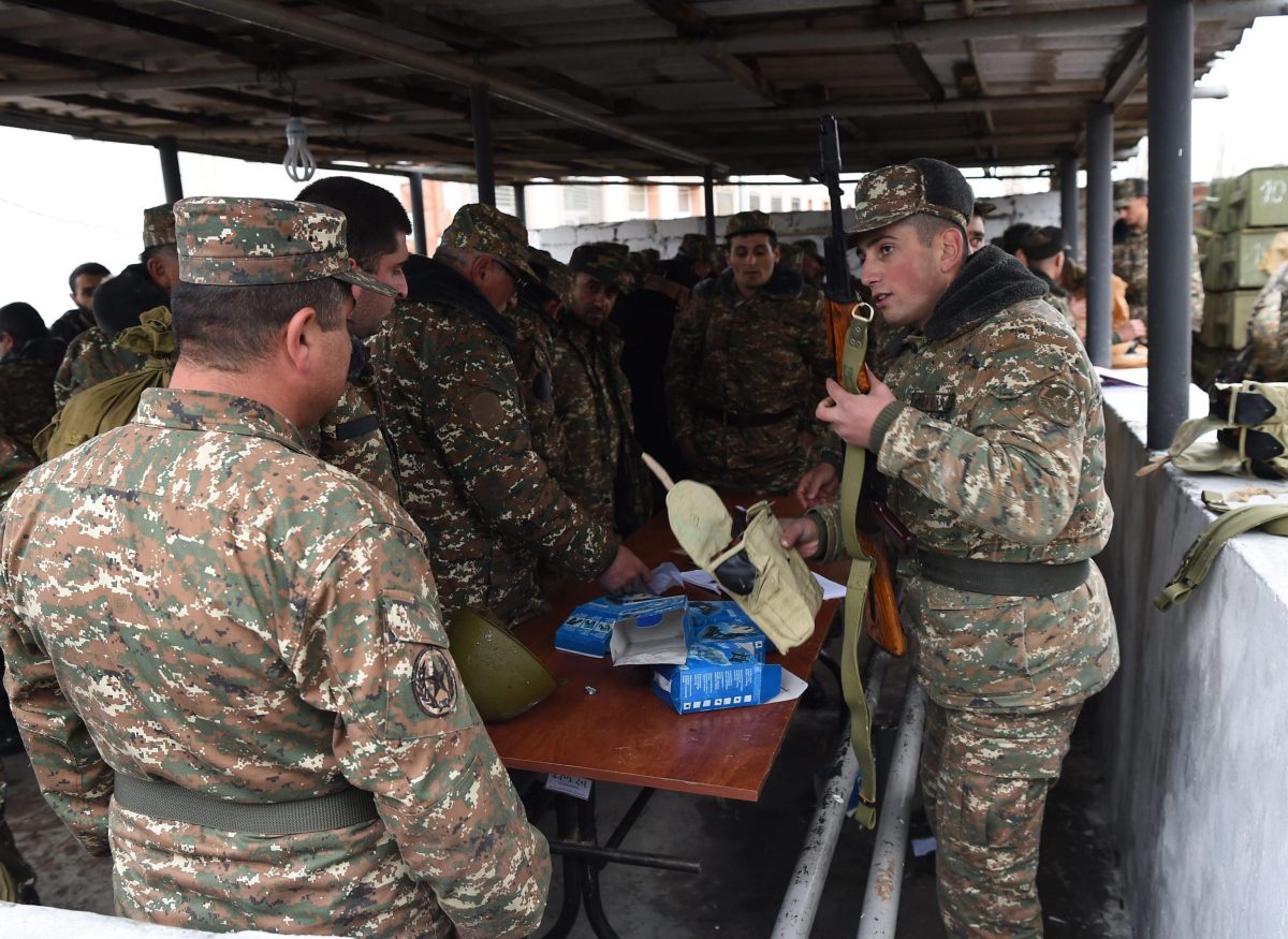 Galleria foto 'Nagorno-Karabakh, si riaccende il conflitto: decine di morti' - foto 6