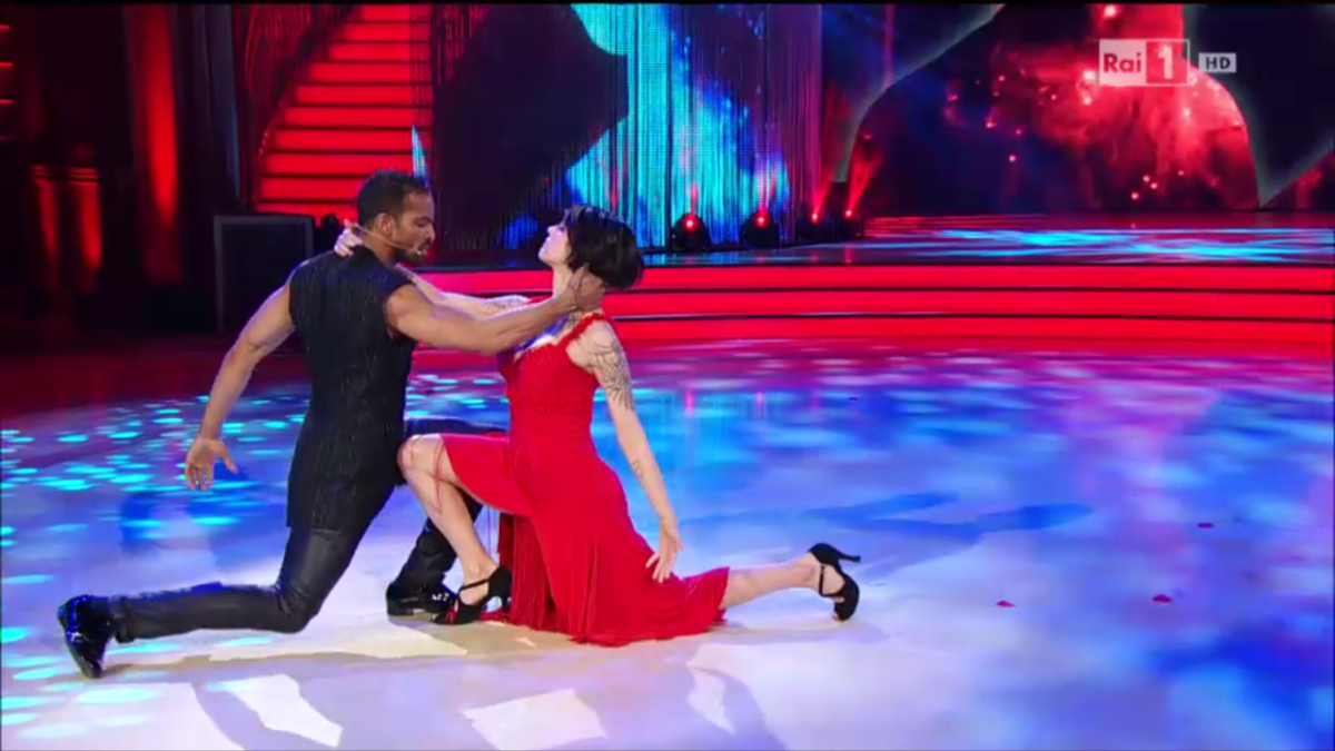 Galleria foto 'Ballando con le stelle 11: Valerio Scanu show, fuori Asia Argento e Morrone' - foto 6