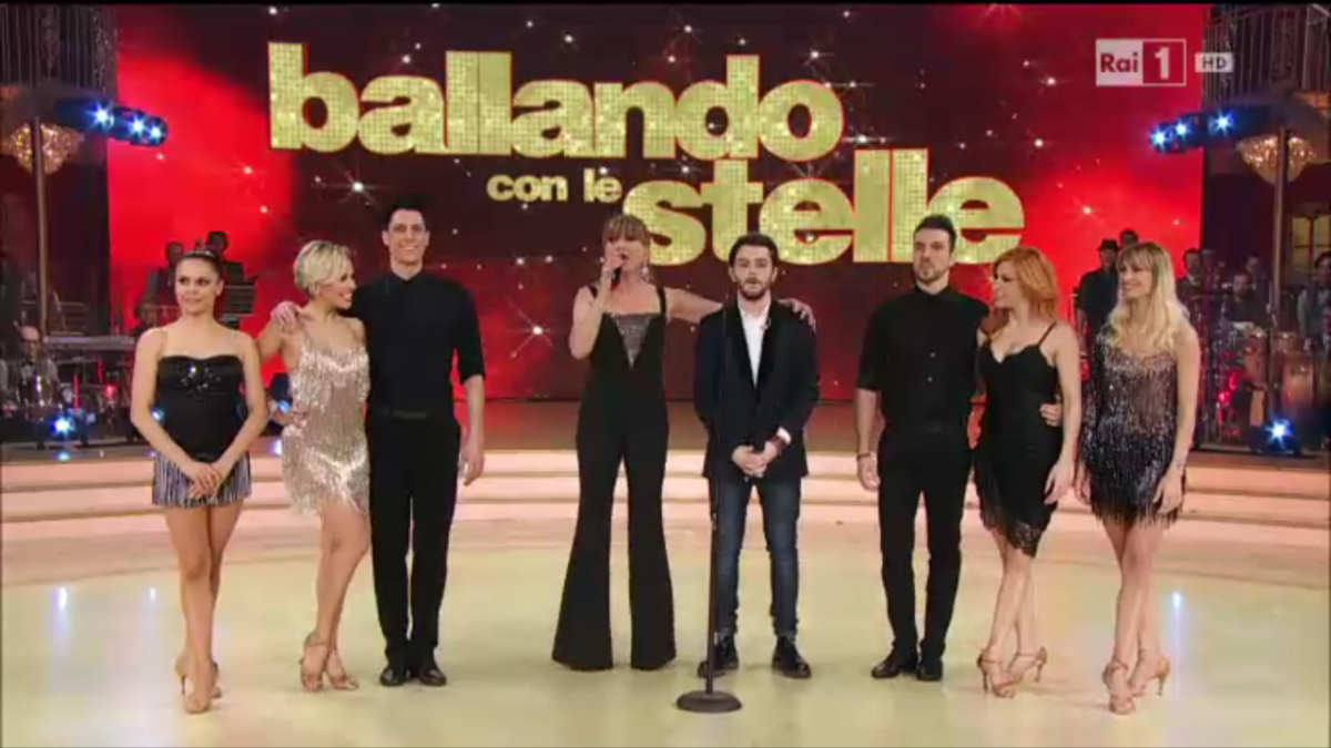 Galleria foto 'Ballando con le stelle 11: Valerio Scanu show, fuori Asia Argento e Morrone' - foto 5