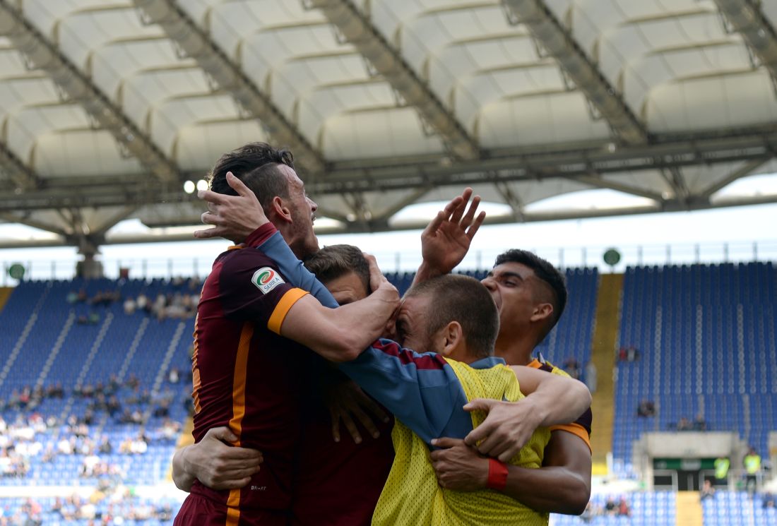 Roma batte Lazio 4-1: apre El Shaarawy, sogna Parolo, chiude Florenzi Roma batte Lazio 4-1: apre El Shaarawy, sogna Parolo, chiude Florenzi