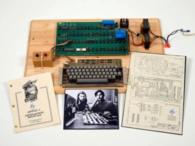 Apple, tutti i modelli dei primi 40 anni della mela – Foto