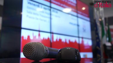 Bugie e curriculum sbagliati: noi bocciati al colloquio di lavoro