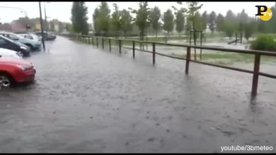 Nubifragio a Milano: allagamenti, esonda il Seveso