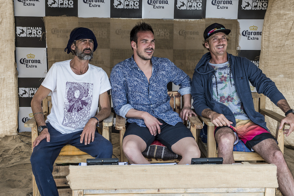 Italian Pro Surfer: lotta “all’ultima onda” su Italia 1 con Le Donatella Italian Pro Surfer: lotta “all’ultima onda” su Italia 1 con Le Donatella