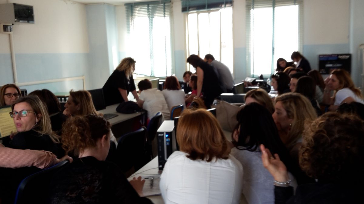 Galleria foto 'La preside di Scampia che della scuola ha fatto una missione' - foto 6