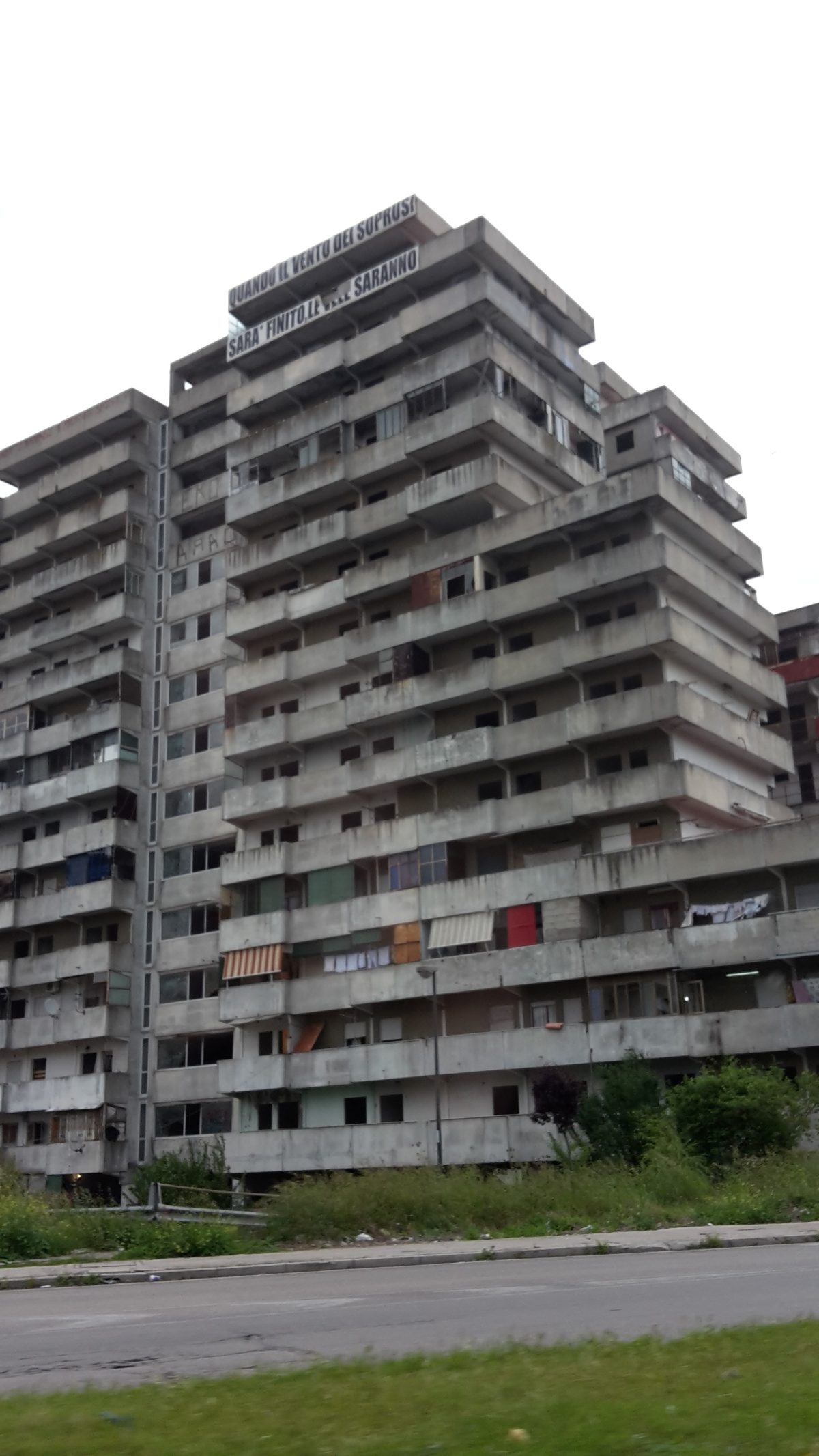 Galleria foto 'Le donne di Scampia, il vero nemico della Camorra' - foto 6