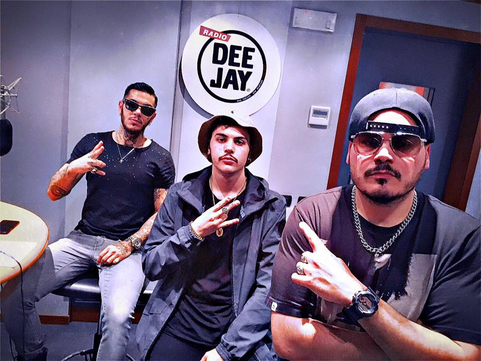 Alla scoperta di IZI, il nuovo fenomeno del rap italiano Alla scoperta di IZI, il nuovo fenomeno del rap italiano