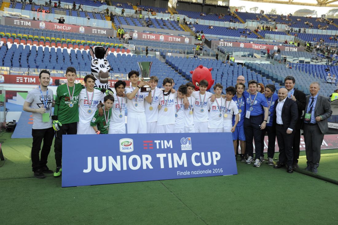 Dipendenza da internet: come riconoscerla e come intervenire Dipendenza da internet: come riconoscerla e come intervenire