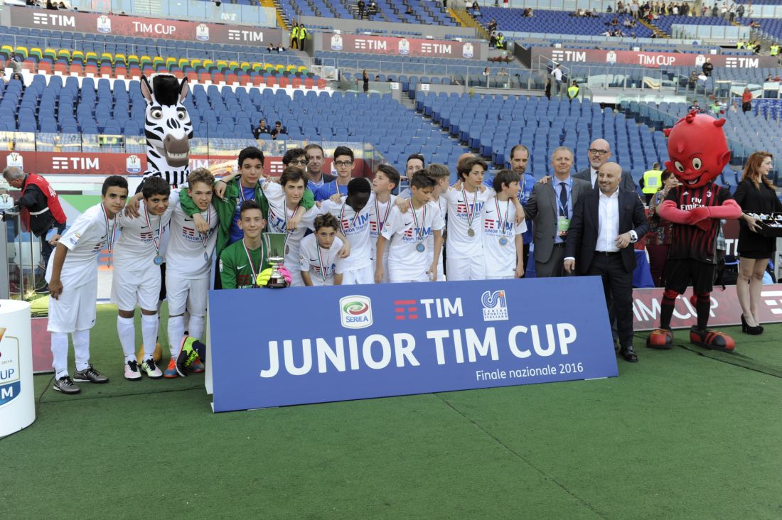 Dipendenza da internet: come riconoscerla e come intervenire Dipendenza da internet: come riconoscerla e come intervenire