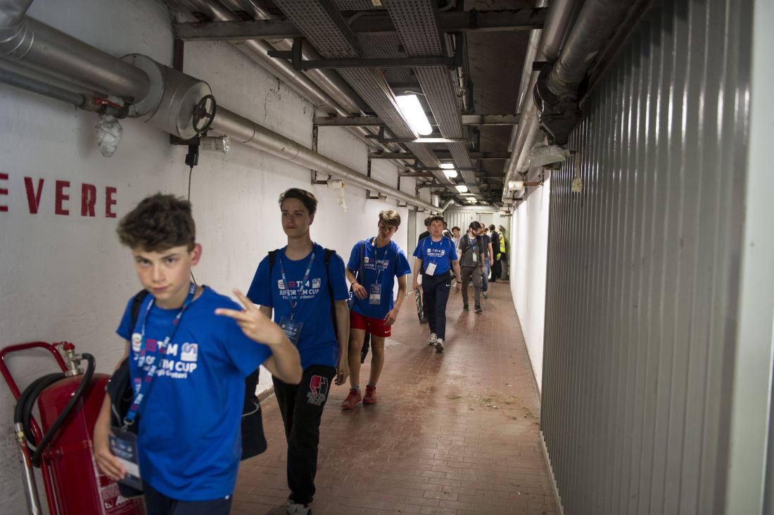 Dipendenza da internet: come riconoscerla e come intervenire Dipendenza da internet: come riconoscerla e come intervenire