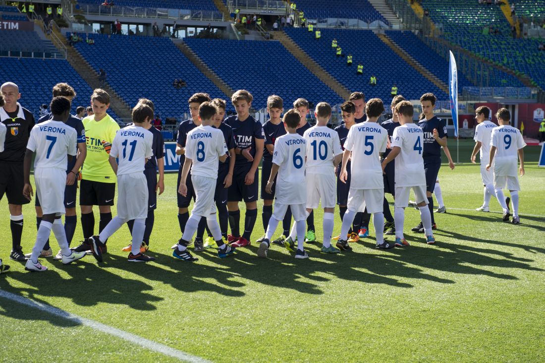 Dipendenza da internet: come riconoscerla e come intervenire Dipendenza da internet: come riconoscerla e come intervenire