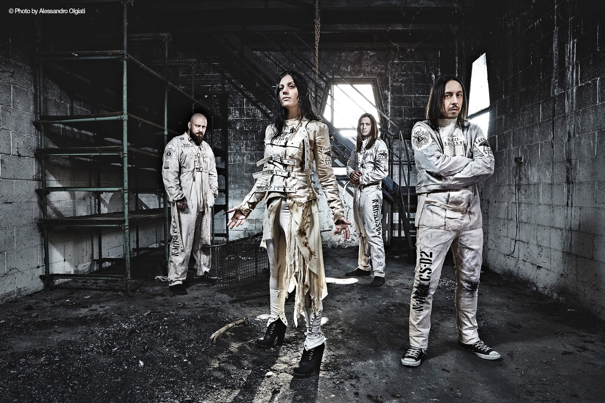 Lacuna Coil: “Delirium è un viaggio emotivo nella follia” – Intervista