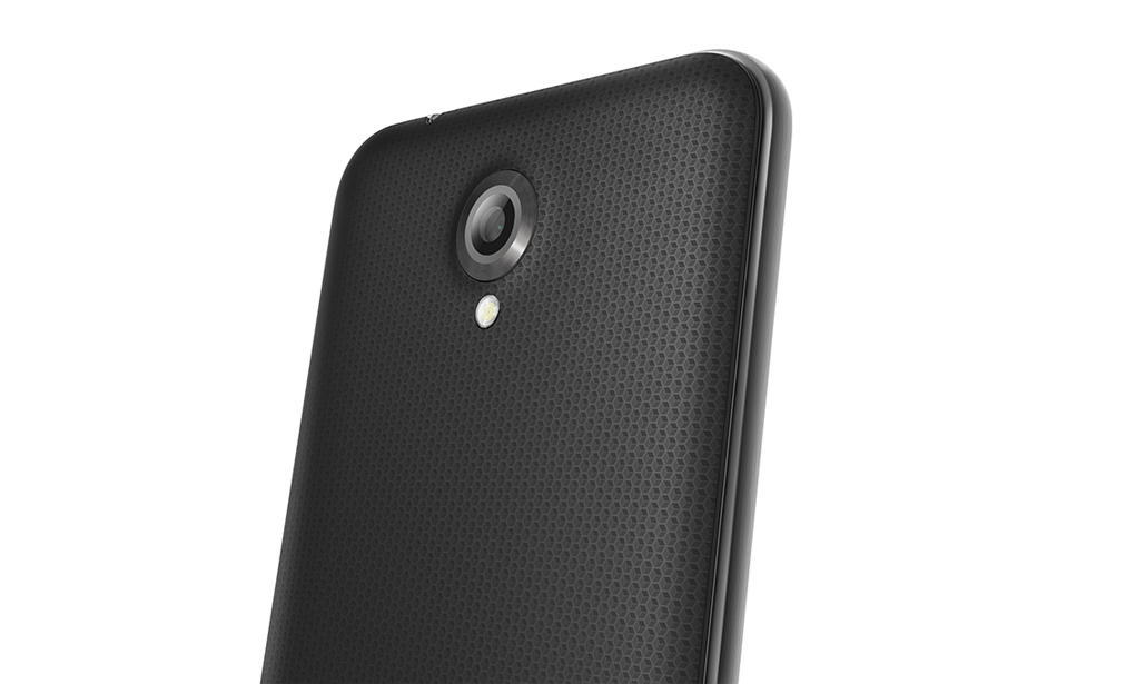 Vodafone Smart Prime 2016: il telefono economico che (non) compete coi cinesi Vodafone Smart Prime 2016: il telefono economico che (non) compete coi cinesi