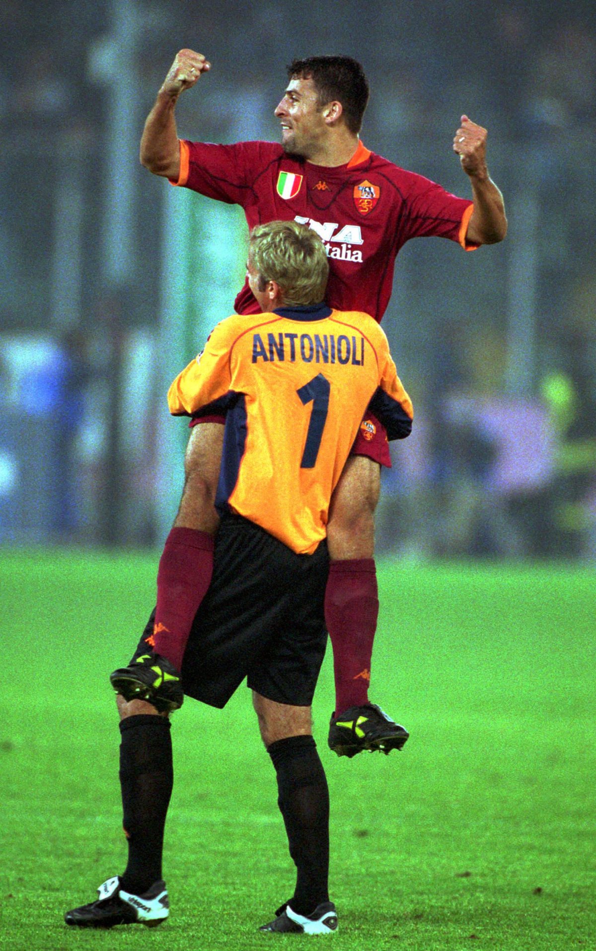 Galleria foto 'Walter Samuel dà l’addio al calcio: la storia di “The Wall”, il muro del Triplete' - foto 7