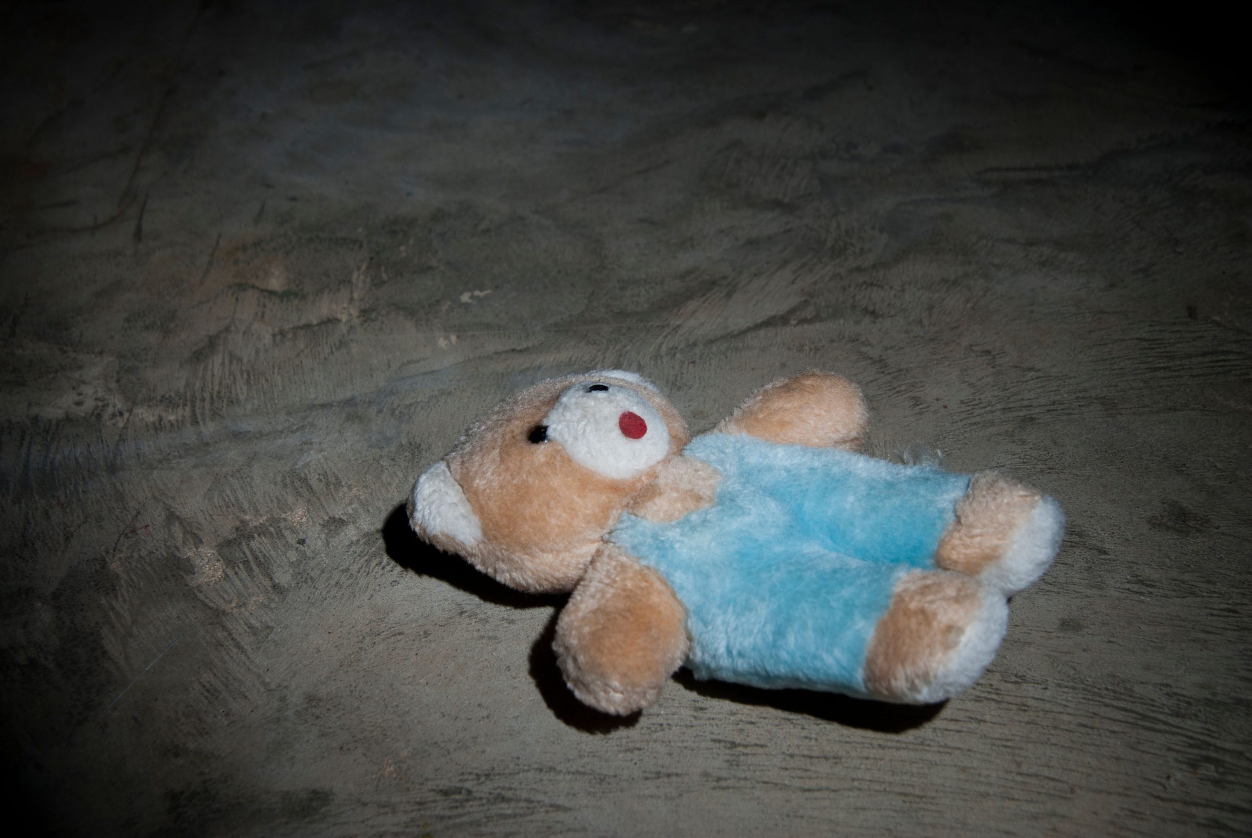 La storia del bambino di 3 anni morto cadendo dal balcone