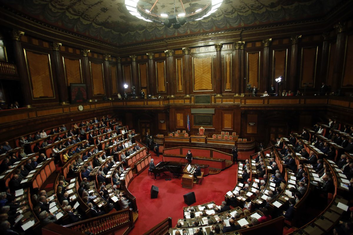 Galleria foto 'Nicola Piovani compie 70 anni – Le immagini della carriera' - foto 2