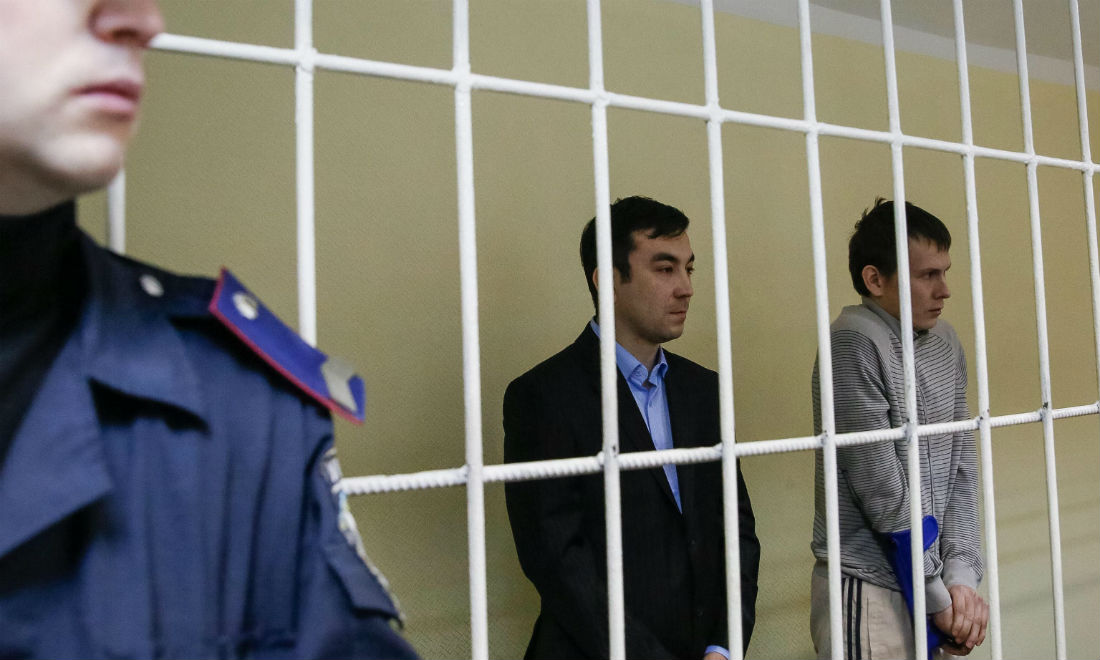 Nadia Savchenko è libera: in Ucraina accolta con gli onori militari – Foto