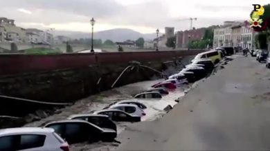 Firenze: la voragine sul Lungarno