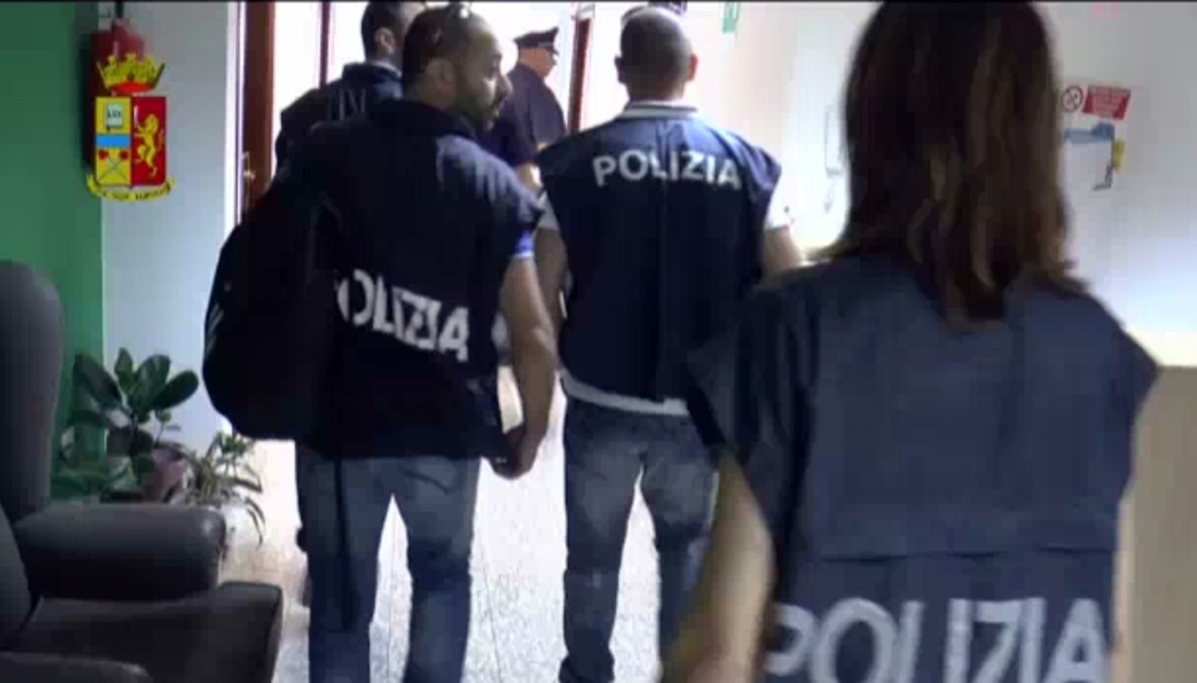 Anziani maltrattati a Nuoro: misure cautelari per 6 persone Anziani maltrattati a Nuoro: misure cautelari per 6 persone