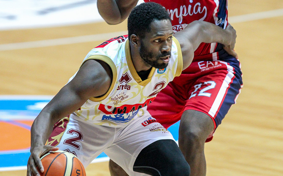 Basket: Venezia senza soggezione, Milano battuta anche in gara-3 Basket: Venezia senza soggezione, Milano battuta anche in gara-3