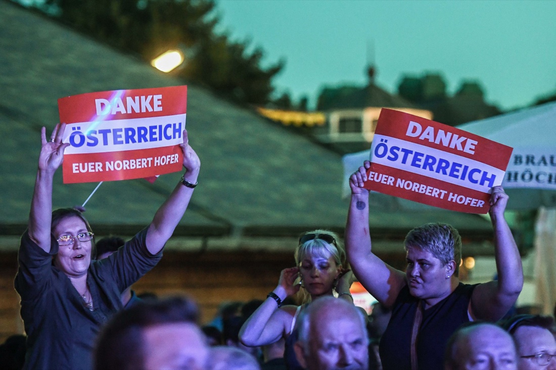 Elezioni in Austria: Alexander Van der Bellen batte Norbert Hofer