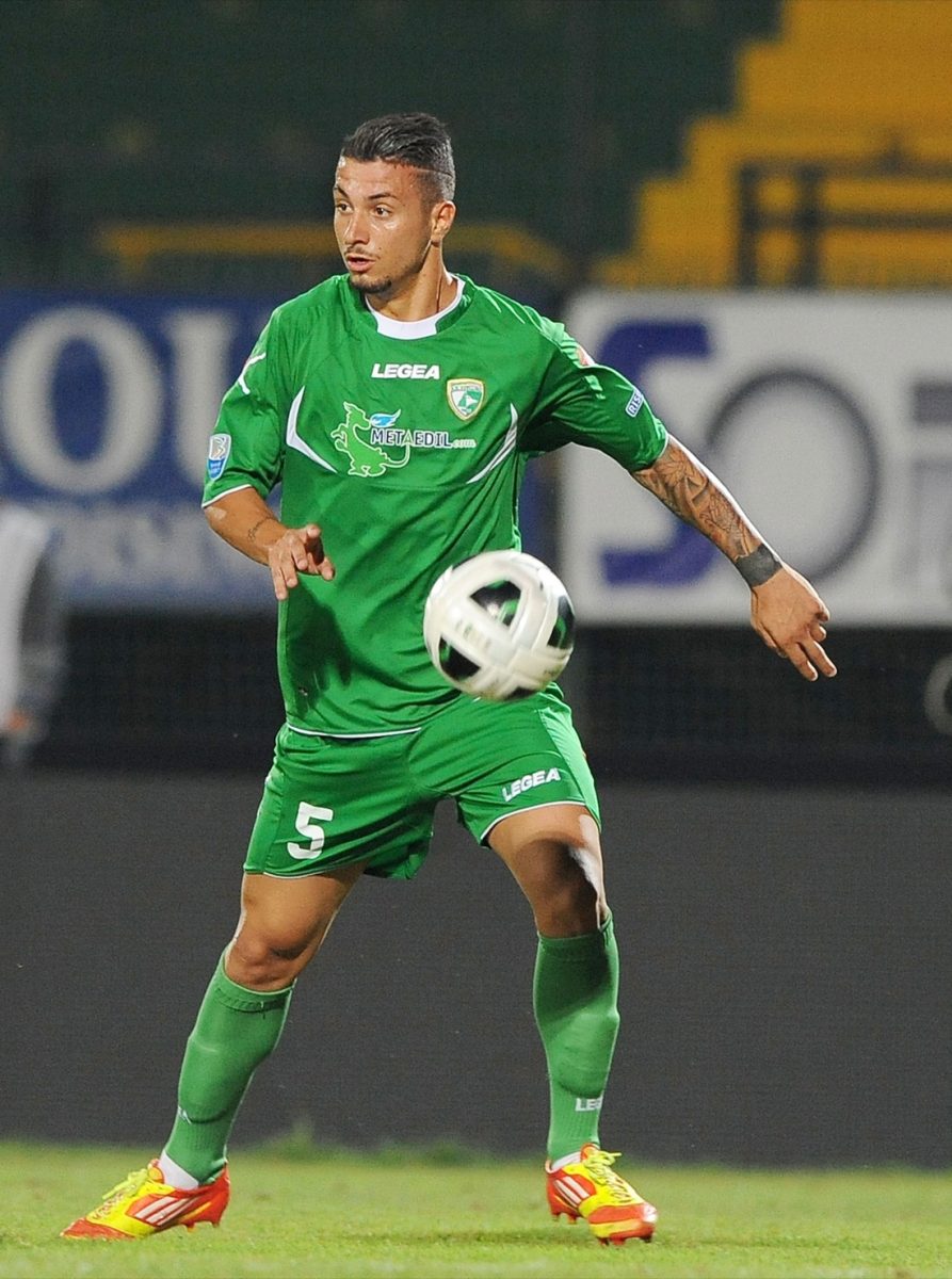 Chi è Armando Izzo, il calciatore indagato nel nuovo scandalo scommesse Chi è Armando Izzo, il calciatore indagato nel nuovo scandalo scommesse