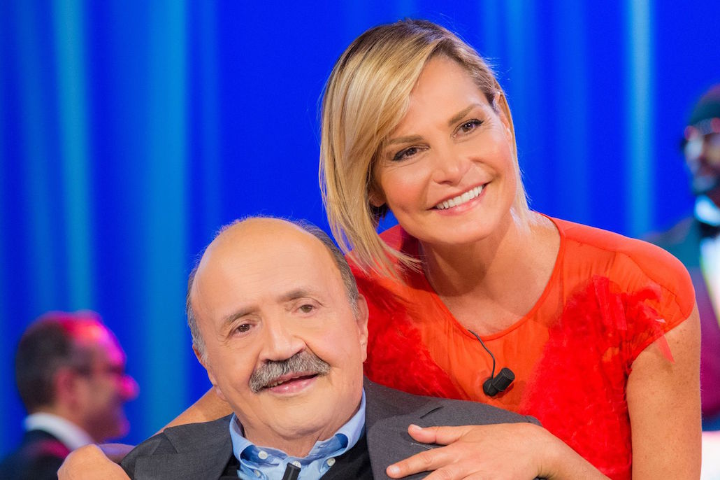 Maurizio Costanzo Show: Simona Ventura protagonista dell’Uno contro tutti