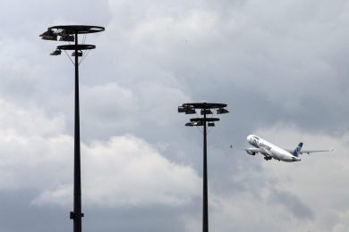 Egyptair: trovati resti dell’aereo in mare