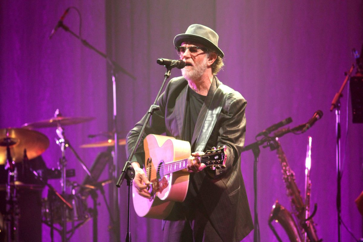 Galleria foto 'Francesco De Gregori: “Marco Pannella era ‘Il Signor Hood’”' - foto 2