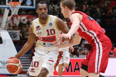 Basket, sorpresa playoff: Venezia va sull’1-0 con Milano
