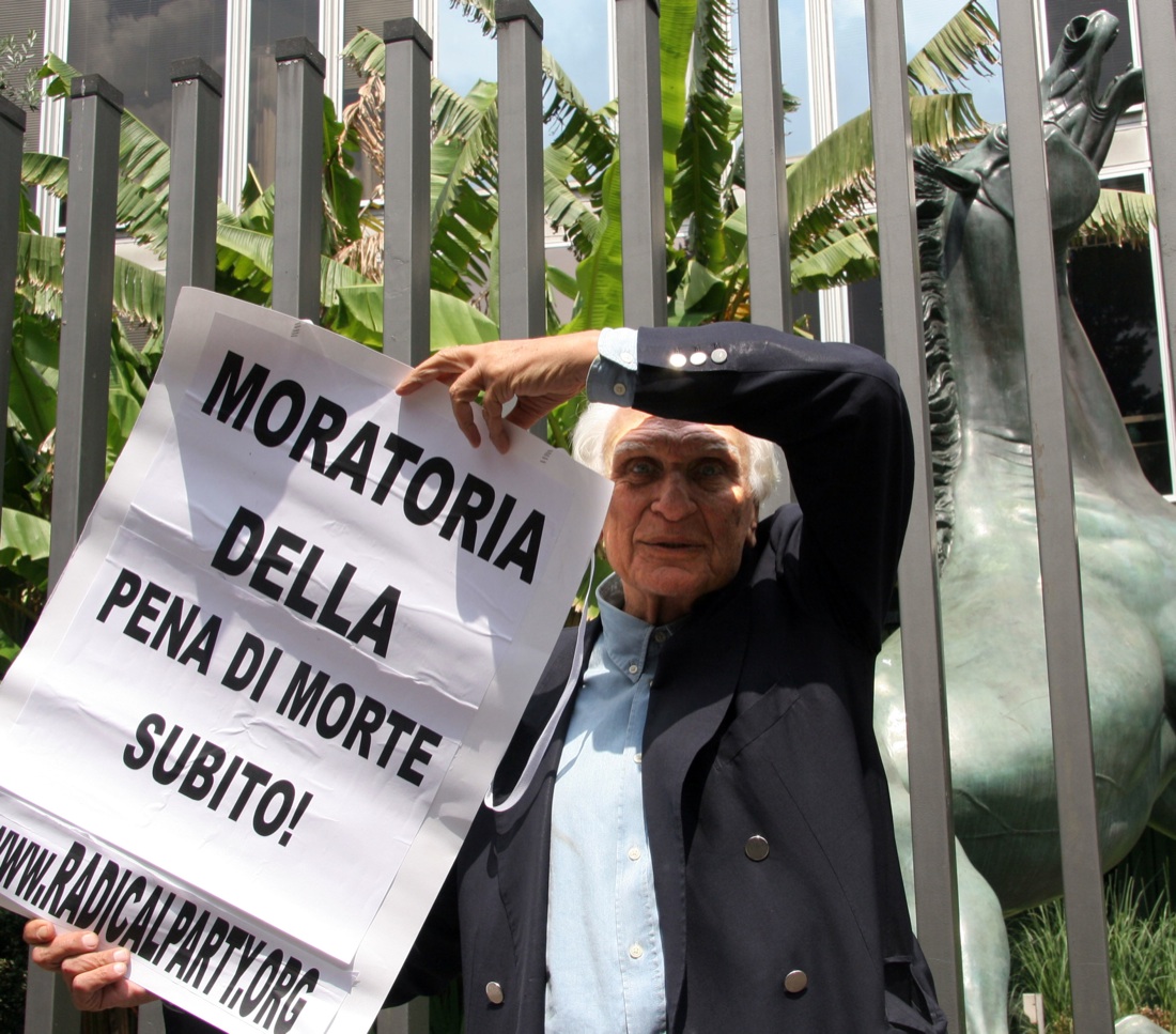 È morto Marco Pannella, una vita di battaglie – FOTO – È morto Marco Pannella, una vita di battaglie – FOTO –