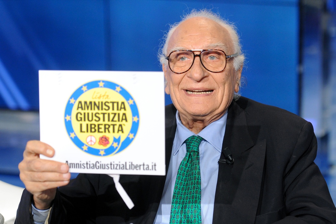 È morto Marco Pannella, una vita di battaglie – FOTO – È morto Marco Pannella, una vita di battaglie – FOTO –