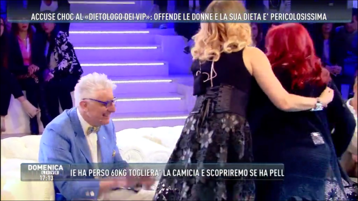 Galleria foto 'Domenica Live: lite in diretta, schiaffeggiato il dietologo Lemme' - foto 3