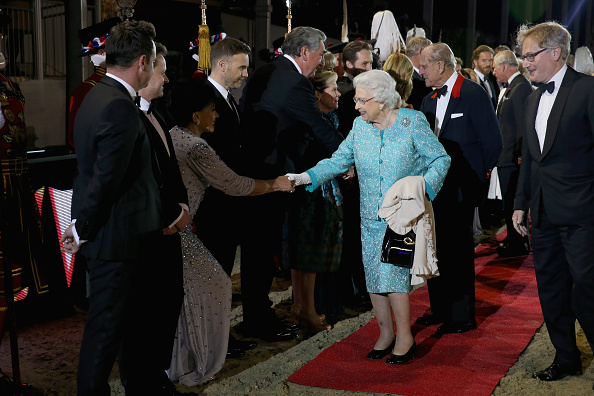 La grande festa (con vip) per i 90 anni della Regina Elisabetta II La grande festa (con vip) per i 90 anni della Regina Elisabetta II