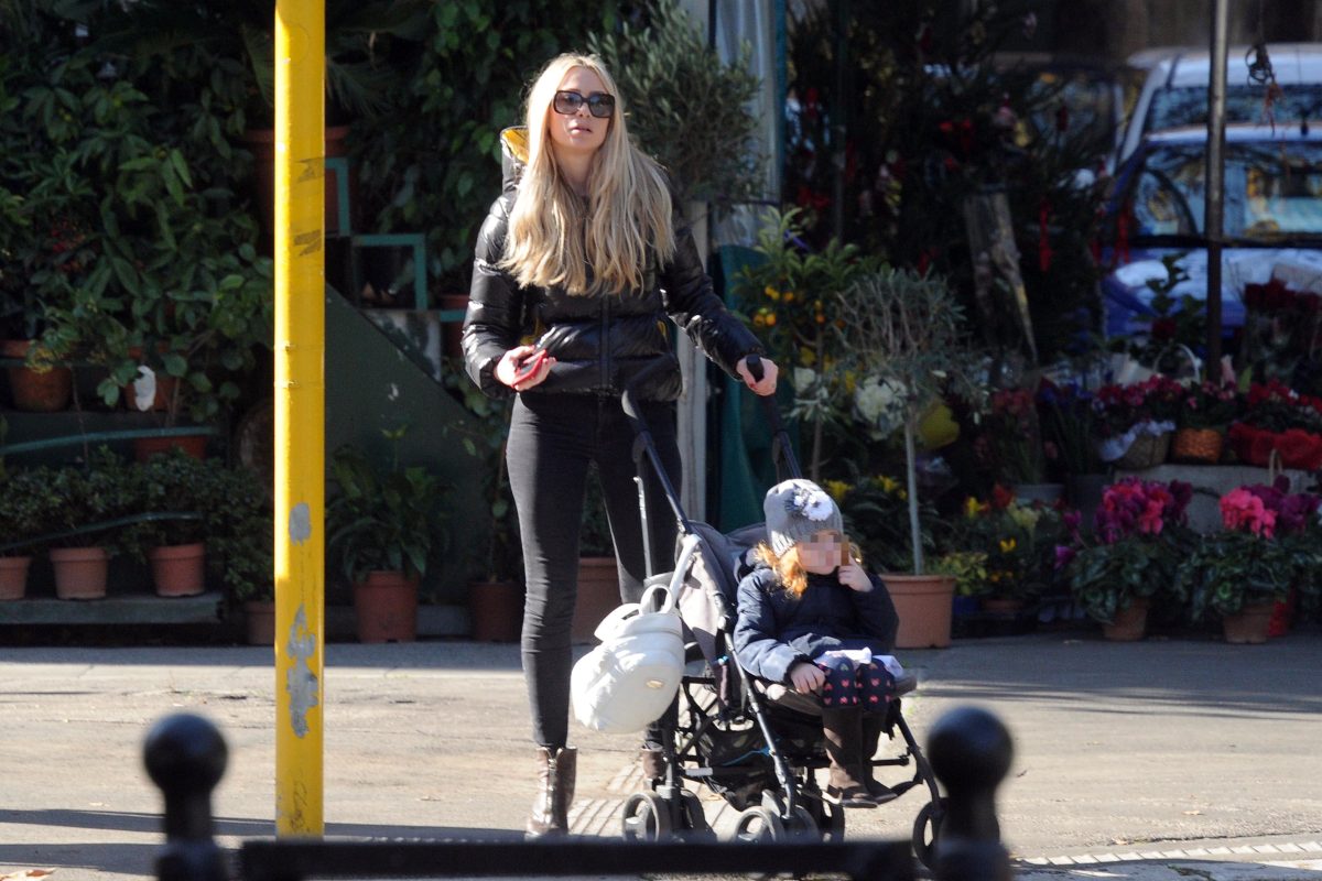 Galleria foto 'Martina Stella e Cristel Carrisi spose, Lucarelli e Barale single' - foto 12