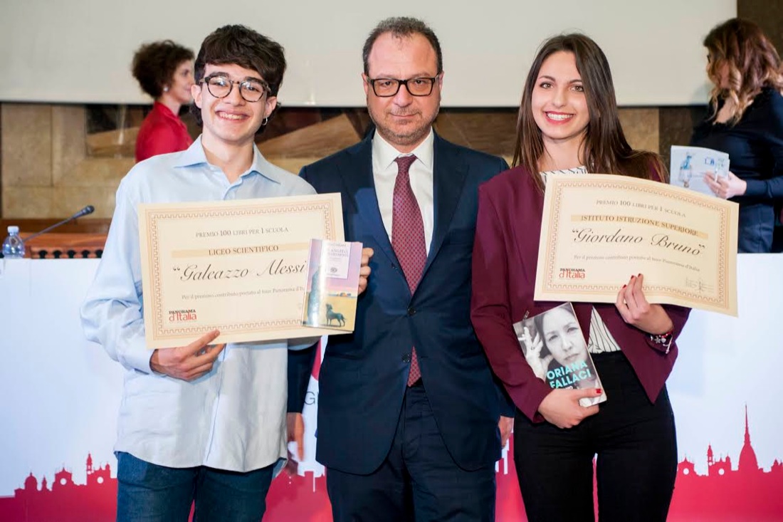 300 libri a tre scuole di Perugia
