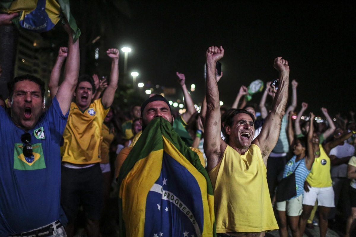 Galleria foto 'Dilma Rousseff chiama i suoi alla resistenza' - foto 17