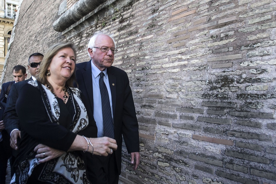 Elezioni americane: ora Bernie Sanders deve scegliere