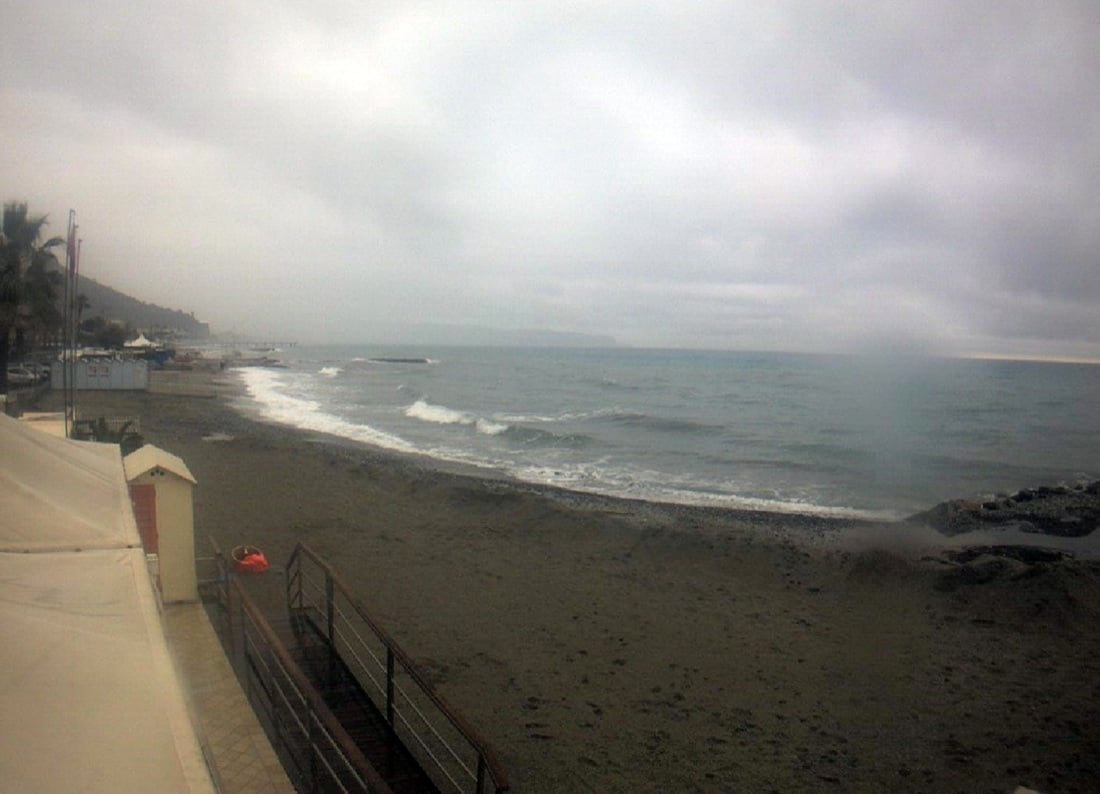 Meteo, ancora pioggia nei prossimi giorni – FOTO Meteo, ancora pioggia nei prossimi giorni – FOTO