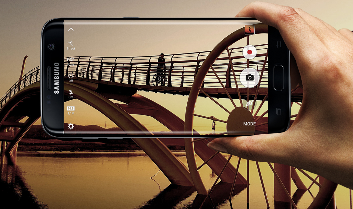 Galaxy S7, G5, Moto X 2016: il futuro oltre gli smartphone Galaxy S7, G5, Moto X 2016: il futuro oltre gli smartphone