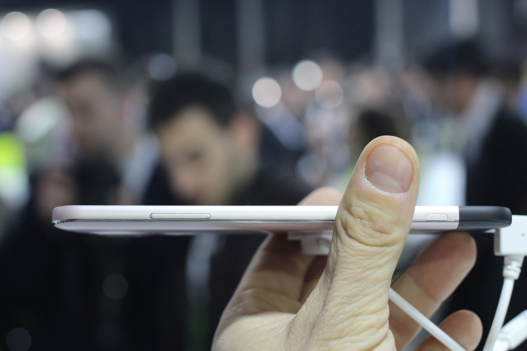 Galaxy S7, G5, Moto X 2016: il futuro oltre gli smartphone Galaxy S7, G5, Moto X 2016: il futuro oltre gli smartphone