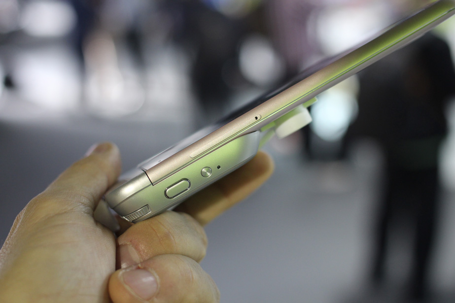 Galaxy S7, G5, Moto X 2016: il futuro oltre gli smartphone Galaxy S7, G5, Moto X 2016: il futuro oltre gli smartphone