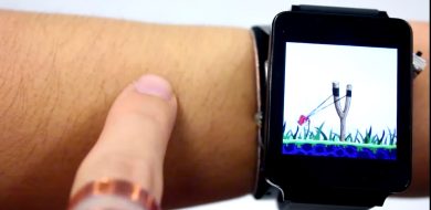 Smartwatch e anelli: così il braccio diventa touch