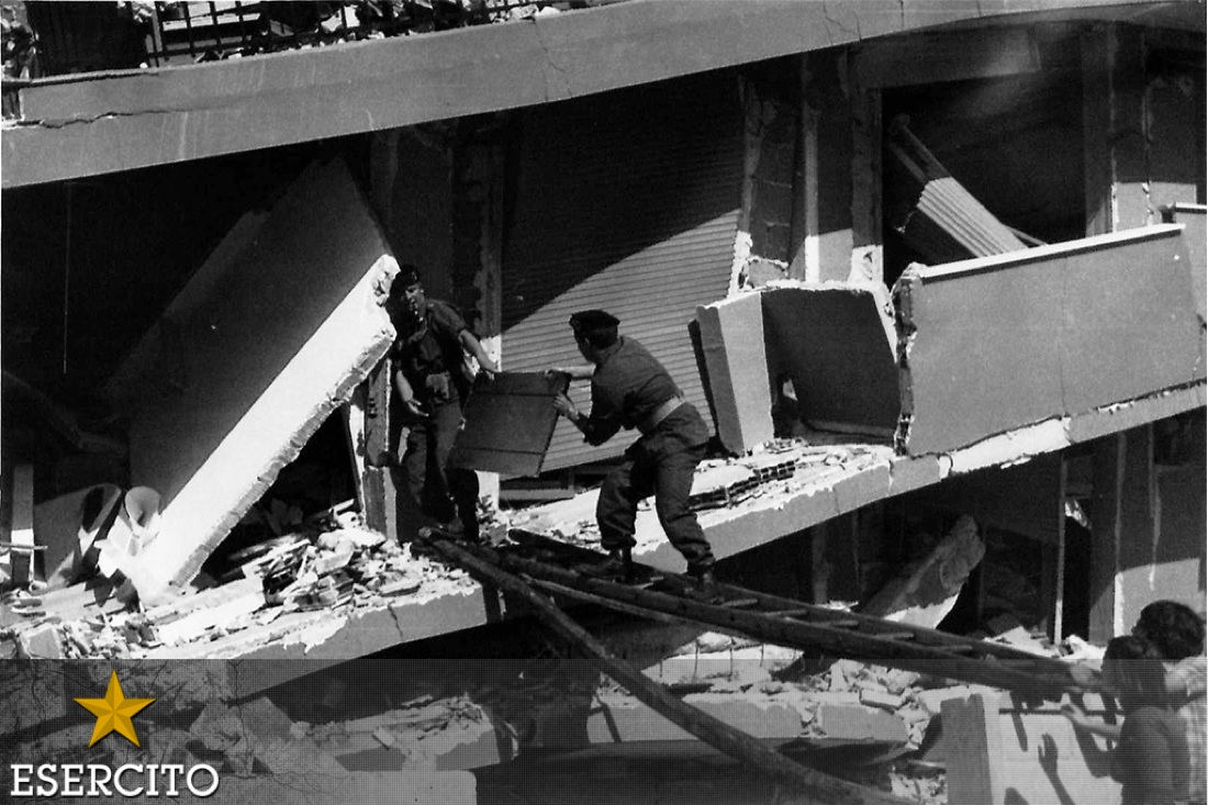 Terremoto del Friuli 1976, la “Julia” e gli angeli in grigioverde Terremoto del Friuli 1976, la “Julia” e gli angeli in grigioverde