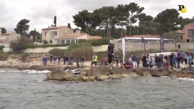 Il volo record dello skateboard volante